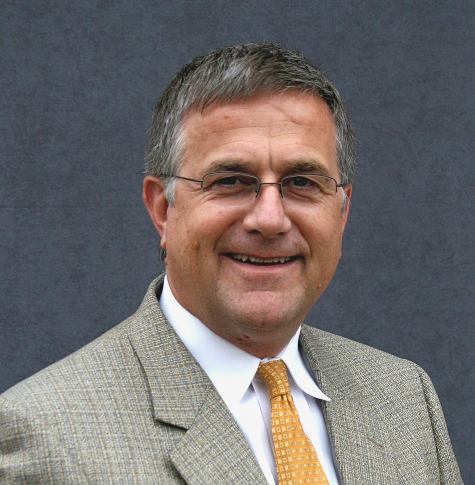 Dan Otten headshot