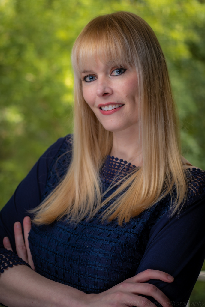 Sandee Jones headshot