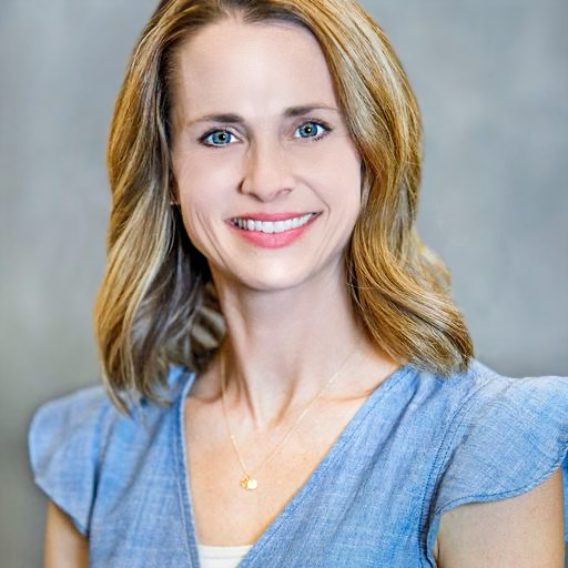 Lynn Wilson headshot