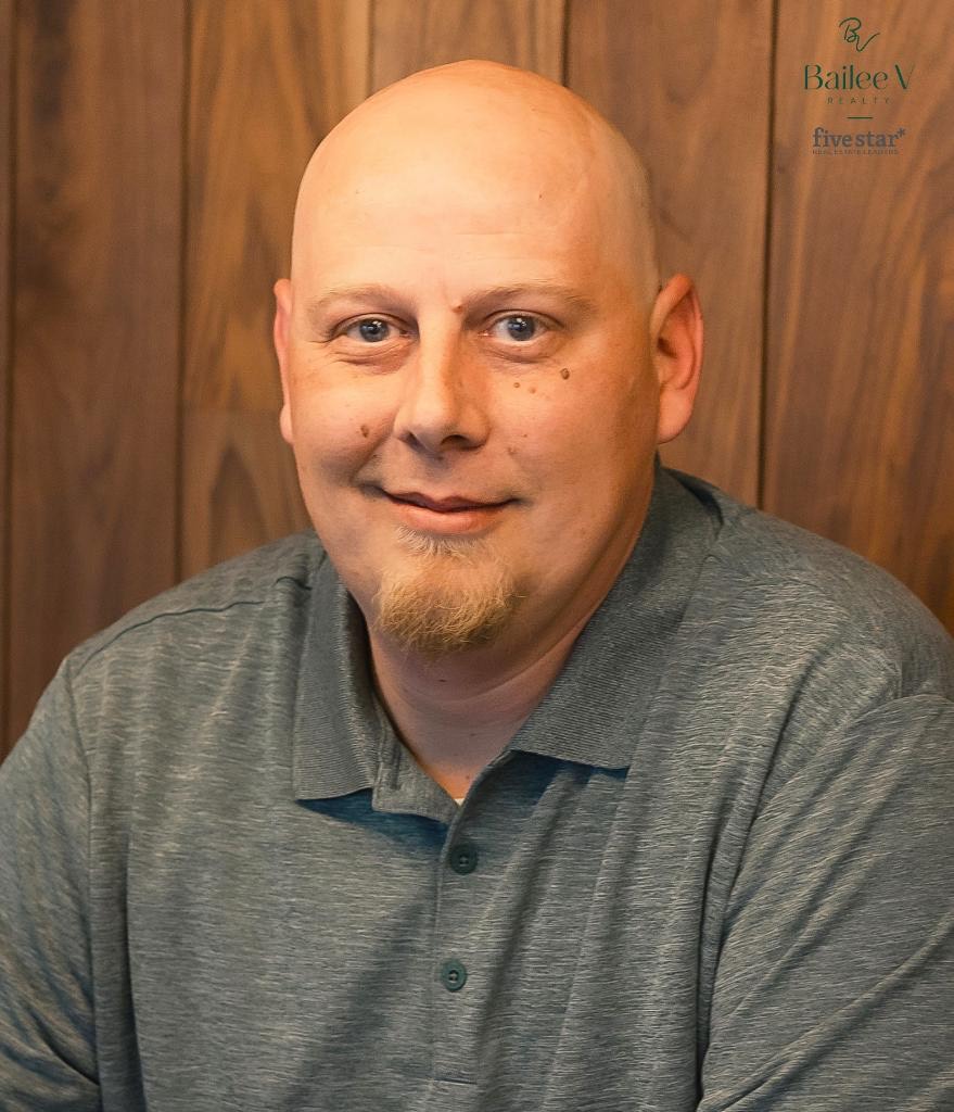 Brett Morton headshot