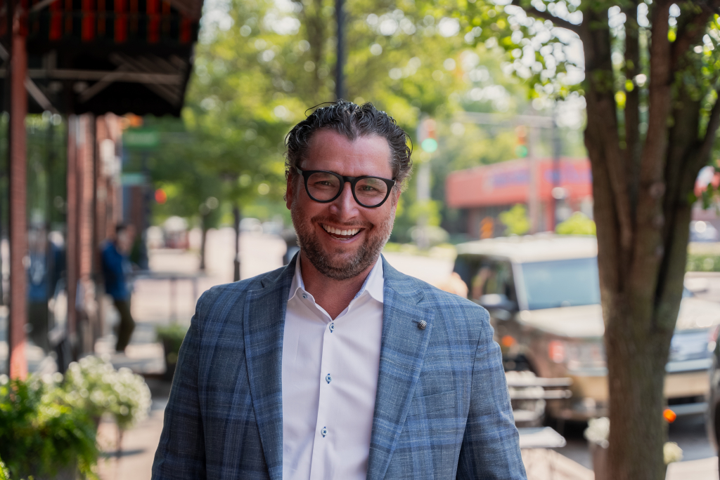 Steve Volkers headshot