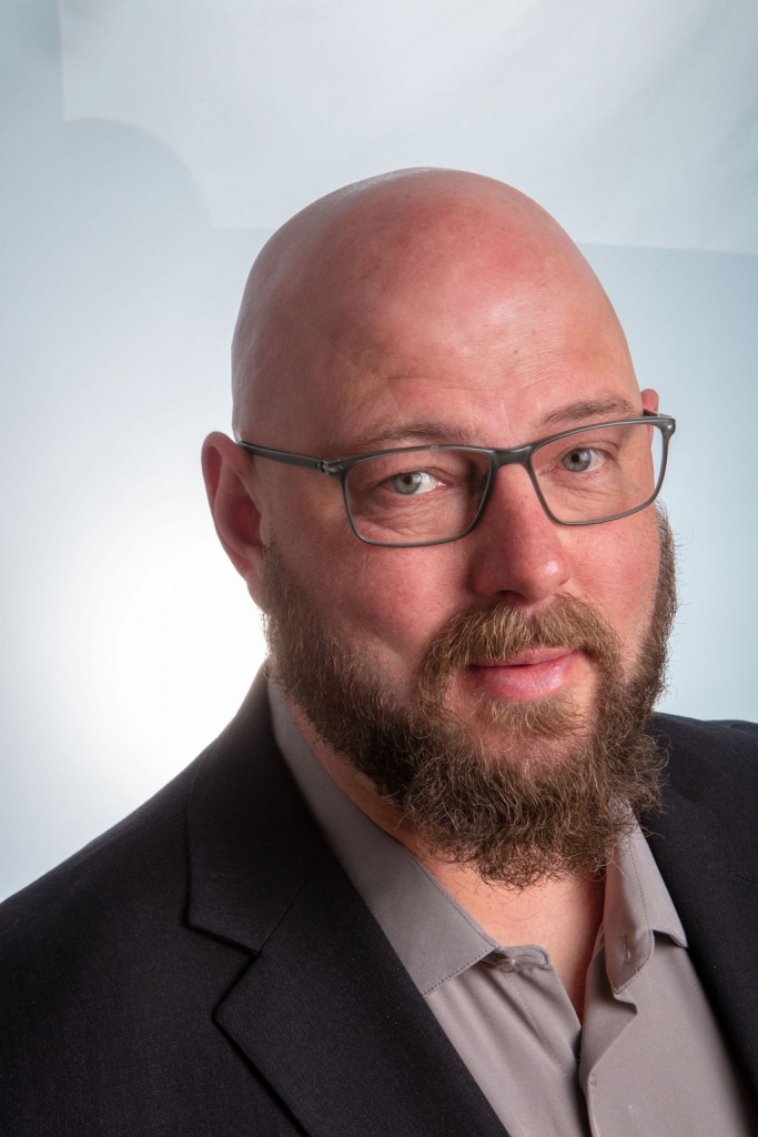 Scott Giddings headshot