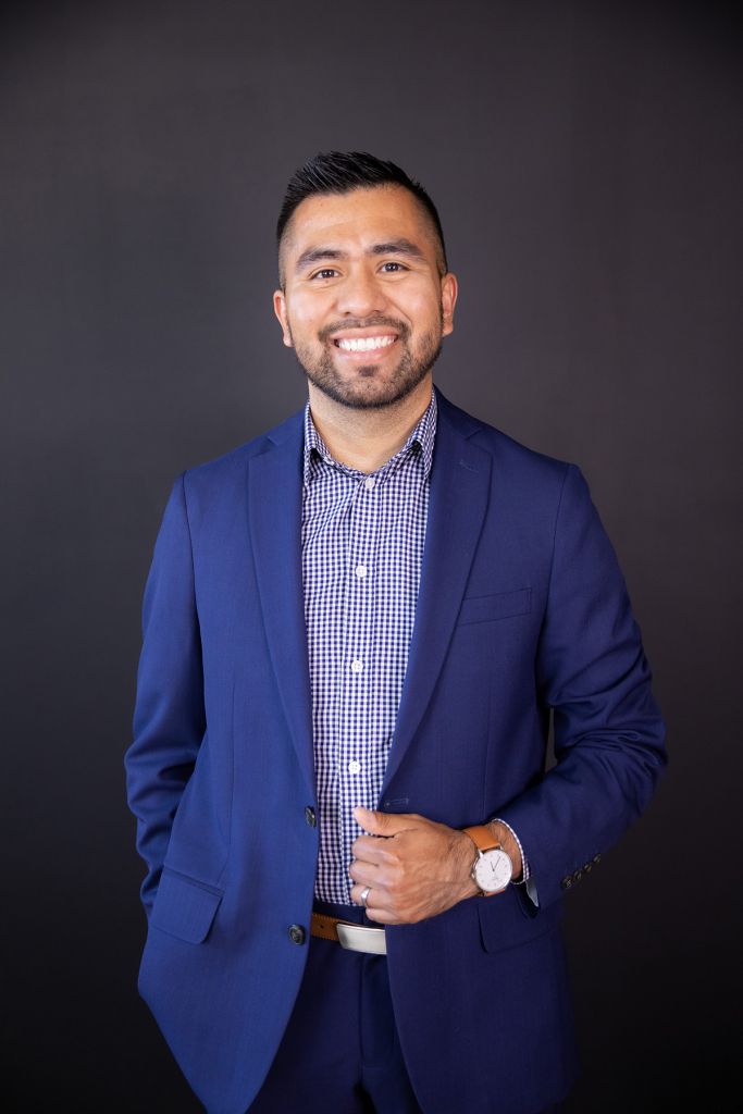 Nestor Vazquez headshot